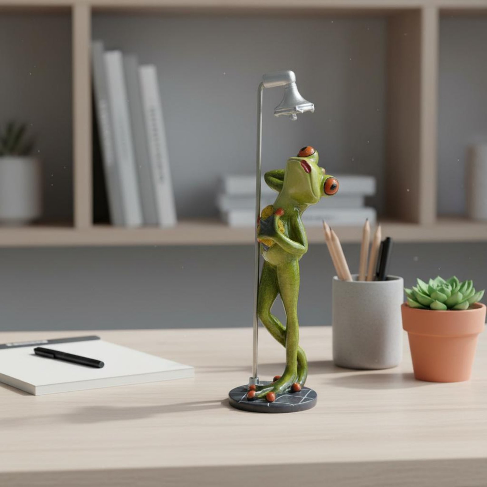 Showering Frog Figurine Great  - Home Bathroom Decor のレビューと価格