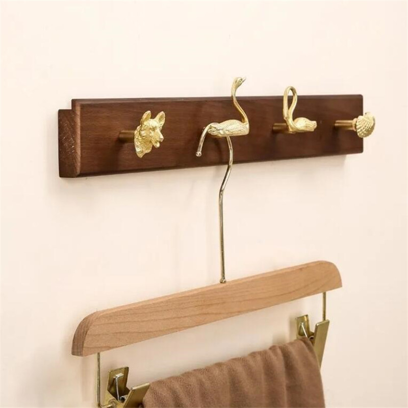 Wall Mount Row Hook Brass Anim - Zara Home Bathroom Accessories のレビューと価格